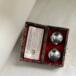 Chinese Hand Massager